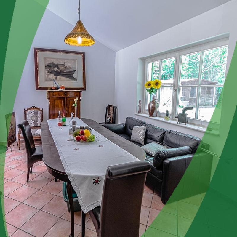 Bauernhof-Streichel-Zoo-Kombi-Familien-Suite-Im-Wald-Am-See Gulow المظهر الخارجي الصورة