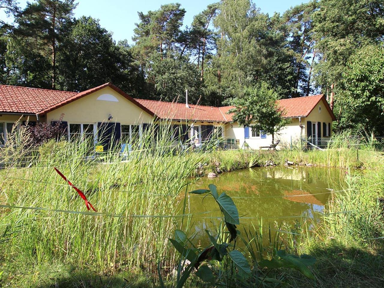 Bauernhof-Streichel-Zoo-Kombi-Familien-Suite-Im-Wald-Am-See Gulow المظهر الخارجي الصورة